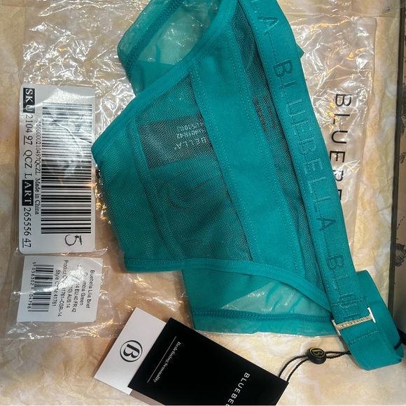 BLUEBELLA for Victoria’s Secret ~NWT, original packaging PLUS free VS bonus bag - Picture 5 of 6